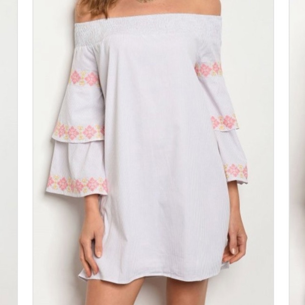 NWT off shoulder white striped dress